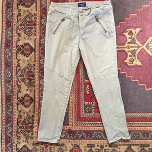 American Eagle 🦅 Green Skinny Cargo Stretch Pants